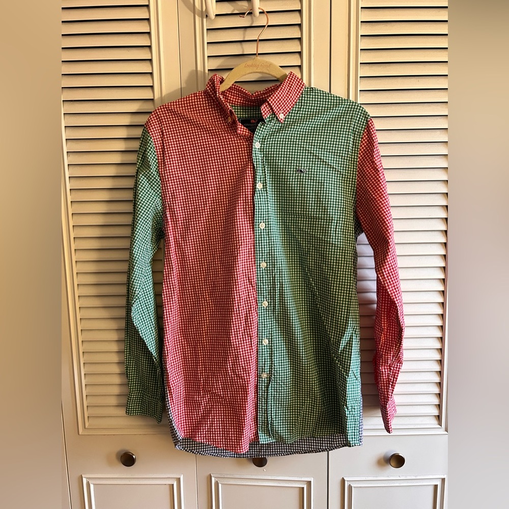 Vineyard Vines boys extra large color block button down
